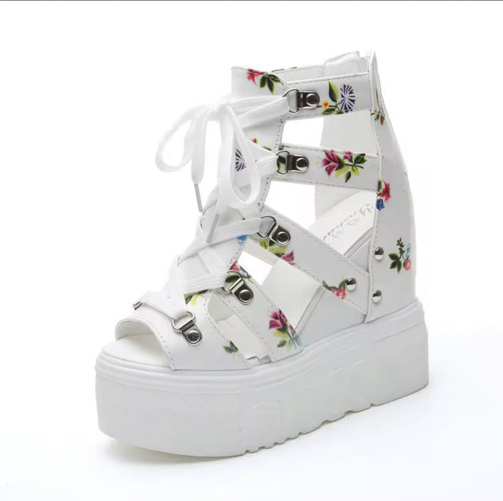 Wild Bloom Lace-up Platform Sandals | MHYK
