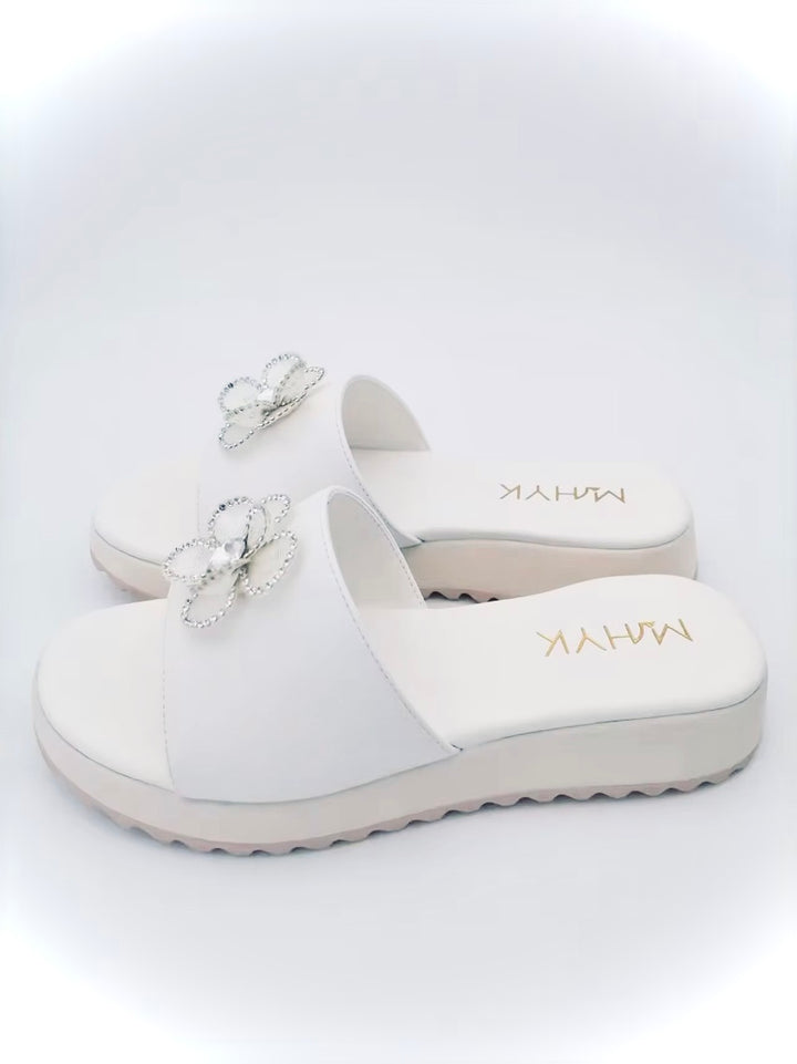 Island Bloom- White Floral Slide Sandal