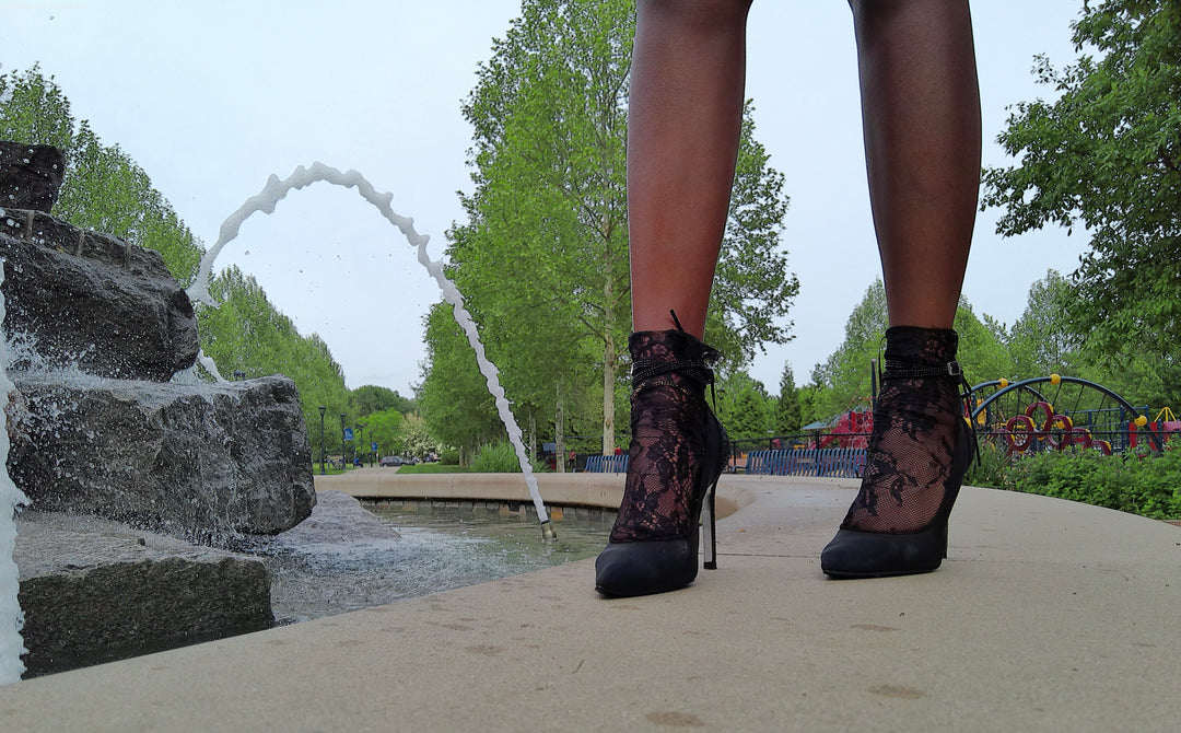 Luxe Lace Floral Black Ankle Socks |MHYK