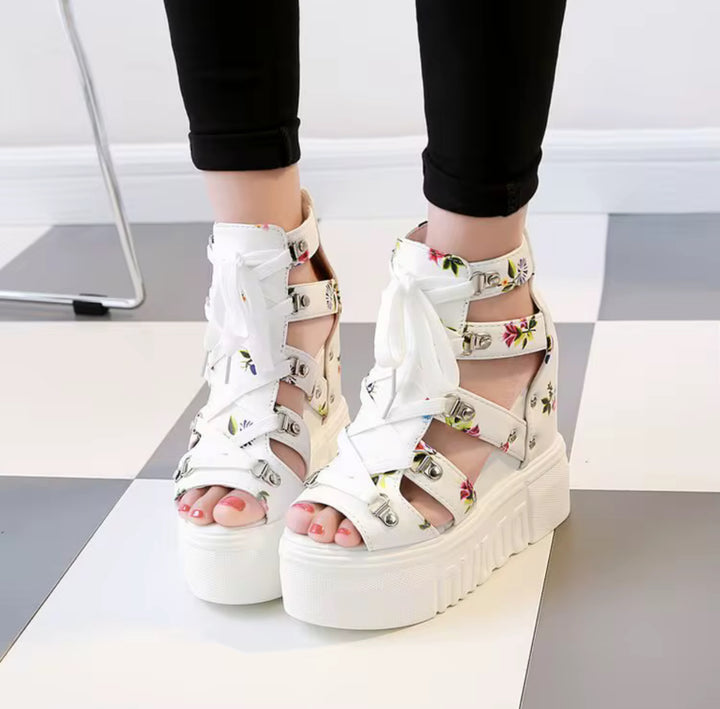 Wild Bloom Lace-up Platform Sandals | MHYK